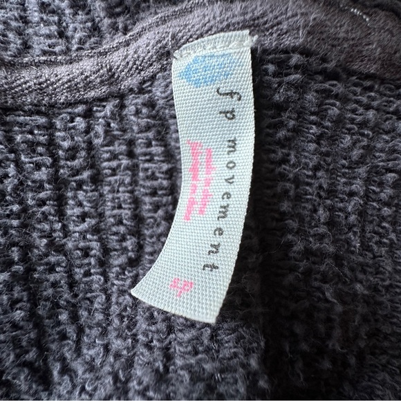 FREE PEOPLE NWOT DREAM CATCHER FP MOVEMENT HOODIE WASHED BLACK | SIZE: SMALL - Picture 10 of 10